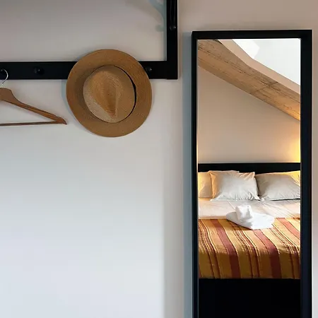 Apartment Maslina Stone House *