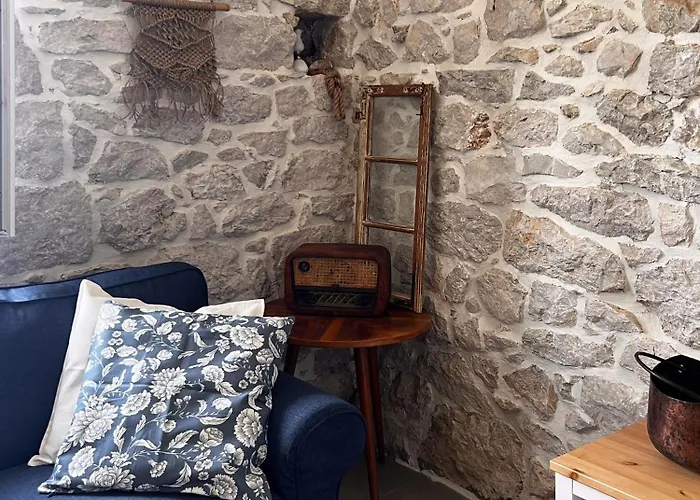 Maslina Stone House Bacina