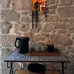 Apartment Maslina Stone House