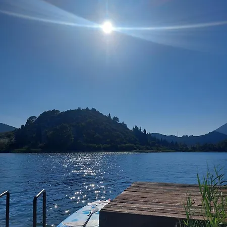 Maslina Stone House Apartment