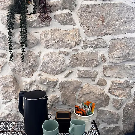 Maslina Stone House Lägenhet *
